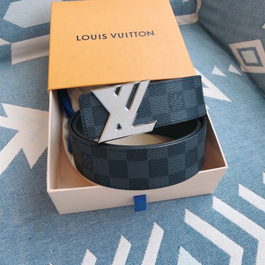  Louis Vuitton Intitales M9808 Black Damier Stitches Edge Twill Overlapping LV Buckle Male Square Shape Belt 
