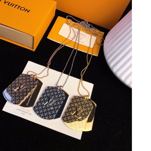 2021 Hot Selling Louis Vuitton Champs-Elysées Hollowed-out LV Tags Pendant Monogram Flower Pattern Beads Link Men Necklace Silver/ Yellow Gold/ Rose Gold