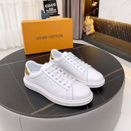 Outdoor Recreation LV Golden Patent Leather Heel Monogram Flowers Embossing White Cow Leather  Sneakers For Boy/Men