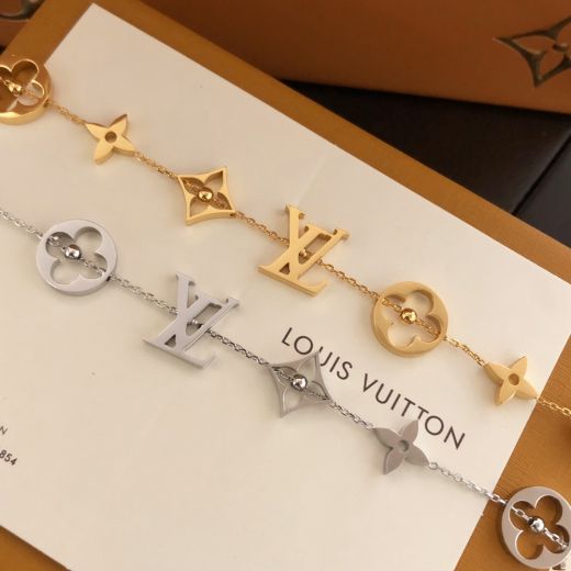  Louis Vuitton Idylle Blossom Ladies Elegant Yellow Gold Monogram Flower LV Logo Embellished Diamond Bracelet 18k Gold