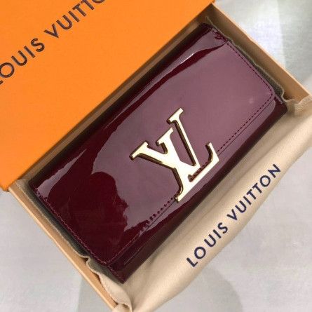 Spring Best Louis Vuitton Women Portefeuille Yellow Gold LV Detail Flap Design Burgundy Patent Leather Long Wallet 