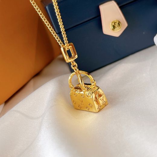 2022 Louis Vuitton Monogram Pattern Fashion Handbag Pendant Women Yellow Gold Plated Morden Style Necklace UK