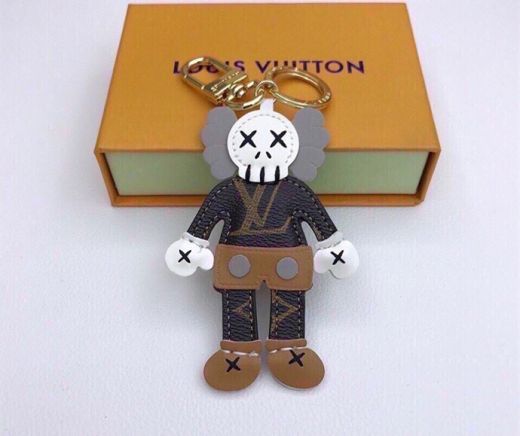  Louis Vuitton × Sesame Street Kawas Doll Bag Charm Key Holder Monogram Printed PU Material Best Quality