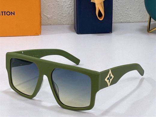 Unisex  Louis Vuitton Gold Monogram Star Decorative Edgy Green Frame Temple Blue Gradient Oversized Lens Sunglasses