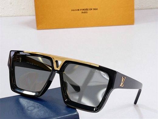 Men's Unique Gold Arched V Bridge Silver Reflective Effect Lenses LV Initials -  Louis Vuitton 1.1 Evidence Sunglasses