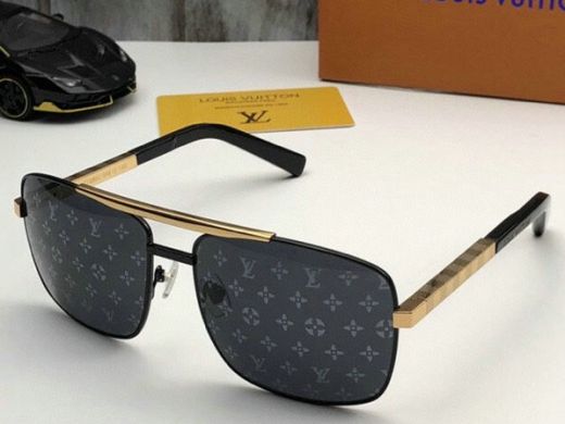 Trendy Men's Damier Pattern Gold Temple Classic Monogram Print Rectangular Lens - Best Price  Louis Vuitton Sunglasses