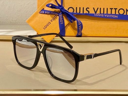 Black Thin Frame Gold V Bridge & LV Initial Hardware Mirrored Effect - Neutral  Louis Vuitton Sunglasses