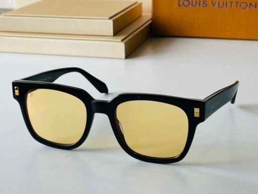 Unisex High Quality Classic  Louis Vuitton Escape Square Yellow Lens Black Frame Sunglasses Shop