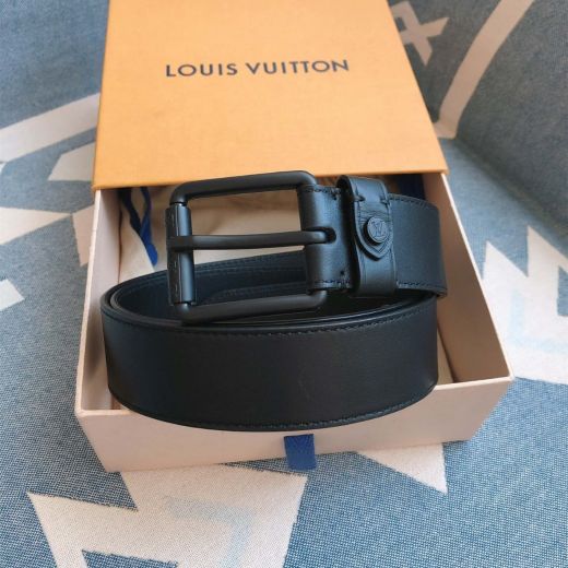  Louis Vuitton Black Calfskin Leather Strap Brand Mark End Mini LV Logo Belt Loop Pin Buckle Male Beltsash