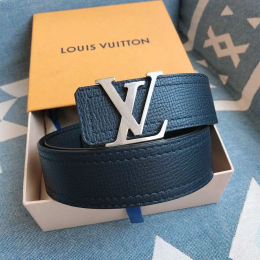 Minimalist Black Textured-Leather Strap Stainless Steel LV Buckle Stitched Edges Initiales M9903 -  Louis Vuitton Neutral Belt