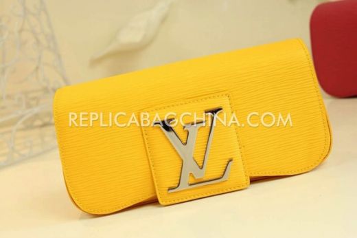 Pretty Louis Vuitton Oversized LV Logo Buckle Yellow Leather Ladies Flap Clutch Bag  