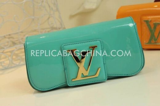 Summer Hot Selling Louis Vuitton Yellow Gold LV Logo Buckle Green Patent Leather Ladies Flap Clutch Bag Price 