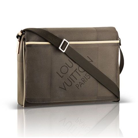 Latest Louis Vuitton Damier Geant Classic Pattern Beige Leather Trimming Unisex Khaki Canvas Messenger Bag 