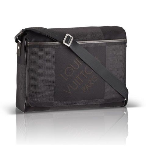 High Quality Louis Vuitton Damier Geant Black Canvas Logo Printing Unisex Silver Hardware Flap Messenger Bag 