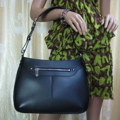 Good Quality Louis Vuitton Epi Leather Curved Base Silver Zipper Flat Pocket Ladies 2way Shoulder Bag 